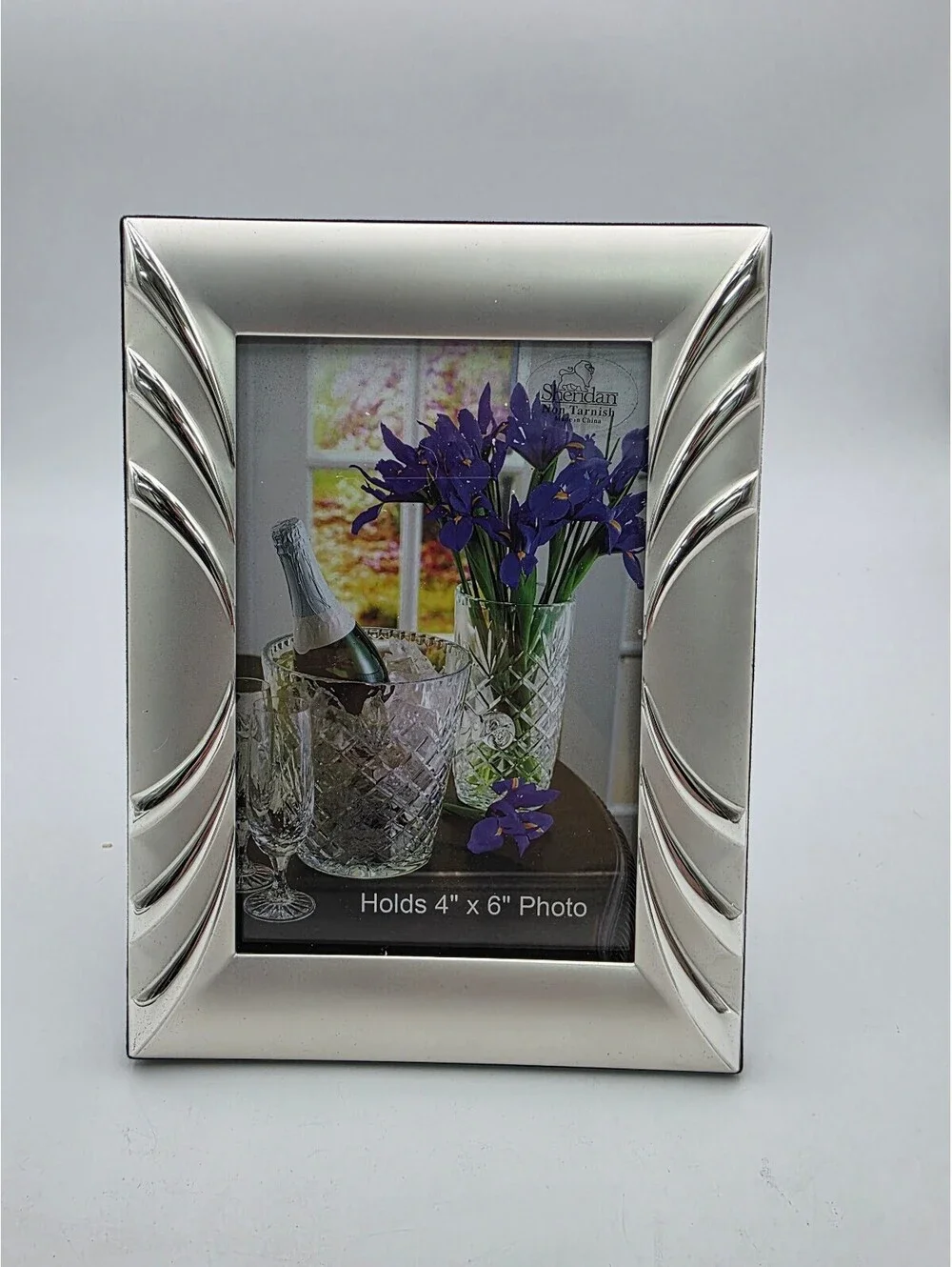 Elegant Silver Photo Frame Holds 4x6 Inch Photo